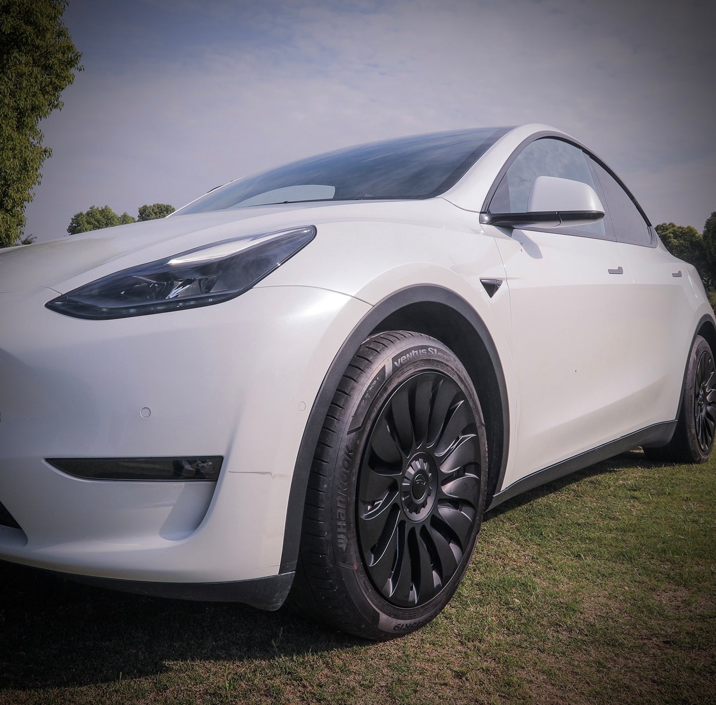 TURBO MATTE | Tesla Model Y Gemini hjulkåpor